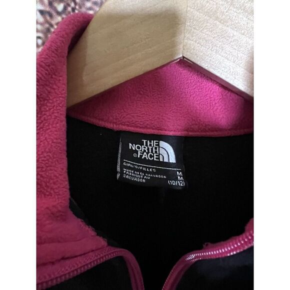 The North Face Youth Girls Black Fleece 1/2 Zip Sweater Size Medium - Picture 3 of 3